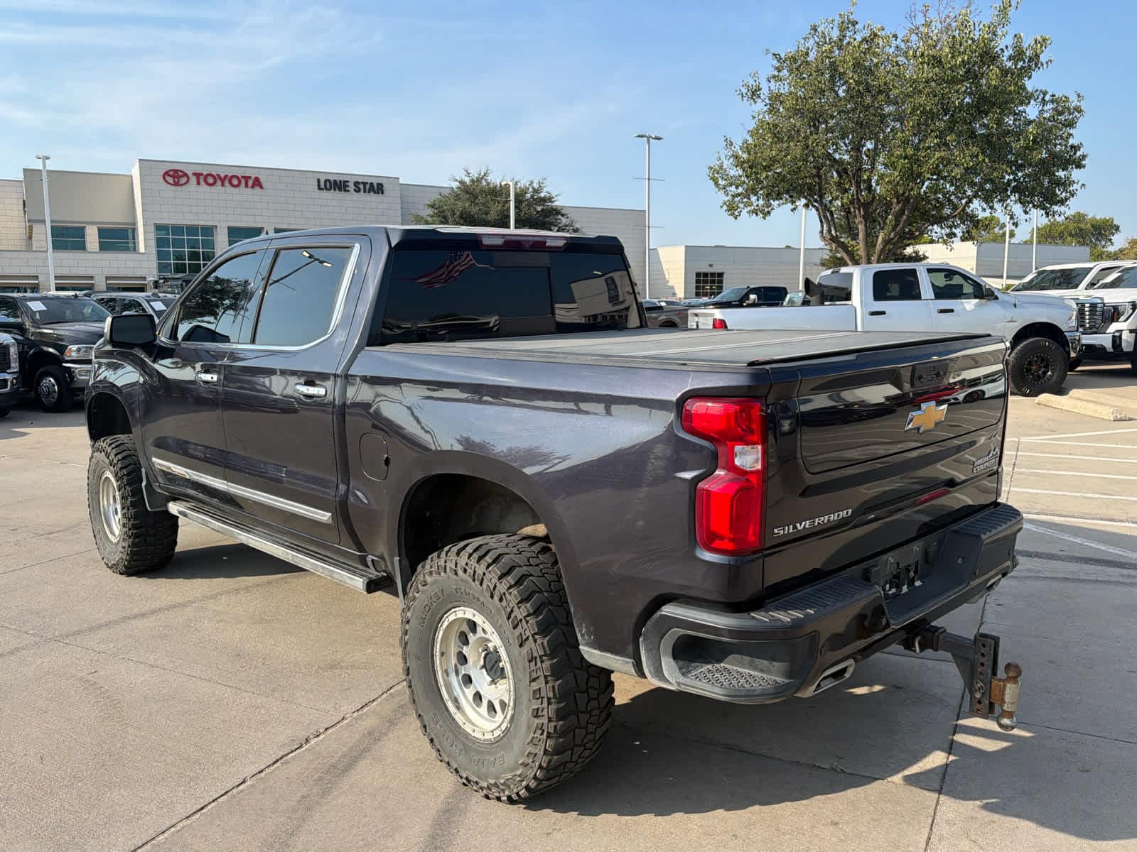 chevrolet silverado 1500 2022 3GCUDJET3NG667811 image chevrolet silverado 1500 2022 3GCUDJET3NG667811 image